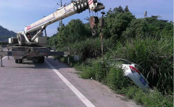 古丈重载吊车救援